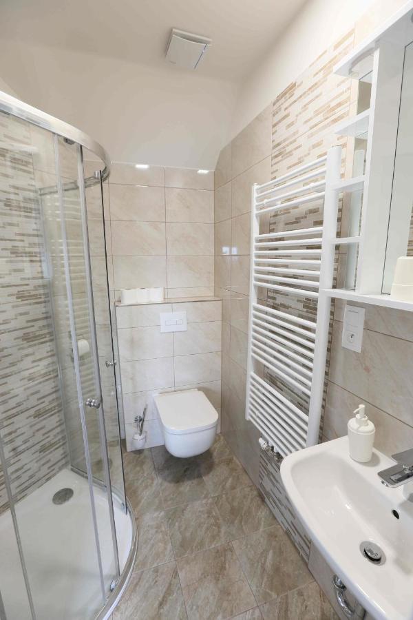 Boží Dar Apartmany Aura מראה חיצוני תמונה